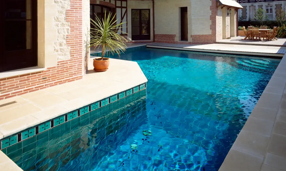 Pisciniste à GORDES